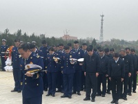 清明祭英烈: 你们未曾远去 我们永远铭记