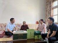 蓝田县走访慰问烈士父母