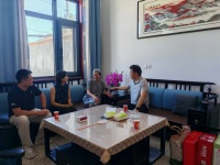 蓝田县开展慰问烈士遗属活动